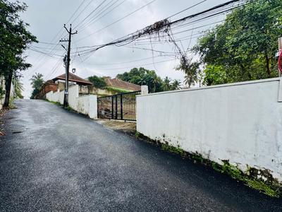 Image of 1742 Sq.ft Residential Plot / Land for sale in Kakkanad, Kochi for Rs. 1750000