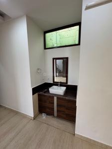 Kitchen Image of 2367 Sq.ft 3 BHK Builder Floor for rent in Sector 40 Gurgaon for Rs. 50000