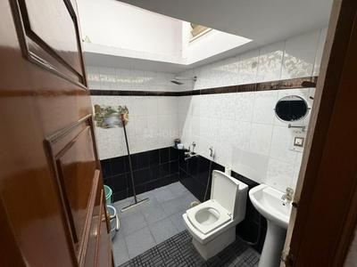 Image of 2500 Sq.ft 4 BHK Duplex for rent in 2nd Stage, Bengaluru for Rs. 75000