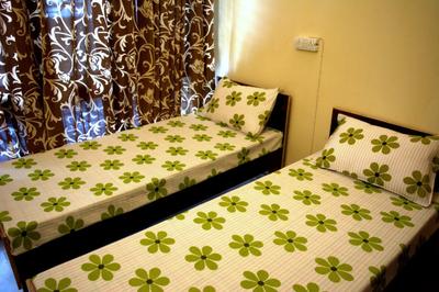 Bedroom Image of KESHAV PG in Sector 20, Noida