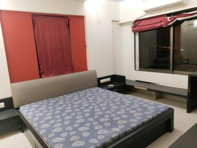 Bedroom Image of 1450 Sq.ft 3 BHK Apartment / Flat for sale in Bandra Green Park, Bandra West Mumbai for Rs. 75000000