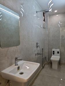 Common Bathroom Image of 810 Sq.ft 3 BHK Apartment / Flat for sale in Dwarka Mor New Delhi for Rs. 5700000