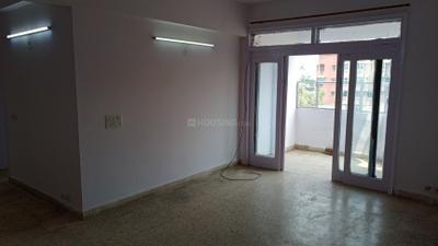 Living Room Image of 1600 Sq.ft 4 BHK Apartment / Flat for sale in Ekta Gardens, Patparganj New Delhi for Rs. 30000000