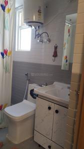 Bathroom Image of 500 Sq.ft 1 BHK Apartment / Flat for rent in ROF Amaltas, Sector 92 Gurgaon for Rs. 21000