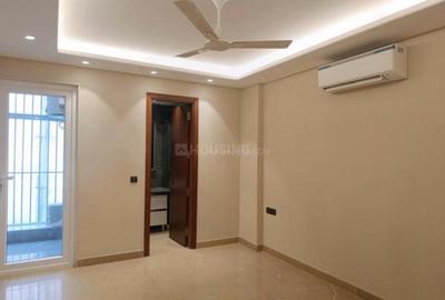 Bedroom Image of 2400 Sq.ft 3 BHK Builder Floor for sale in Greater Kailash New Delhi for Rs. 70000000