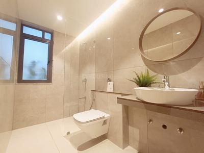 Bathroom Image of 2536 Sq.ft 4 BHK Apartment / Flat for sale in 5 Racecourse By Skyi Phase I, Wanowrie Pune for Rs. 35000000