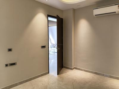 Bedroom Image of 1600 Sq.ft 3 BHK Builder Floor for rent in Ansal Esencia Sector 67, Sector 67 Gurgaon for Rs. 40000