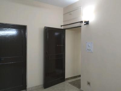 Bedroom Image of 1100 Sq.ft 3 BHK Apartment / Flat for sale in Vaishali Apartments, Vikaspuri New Delhi for Rs. 14500000