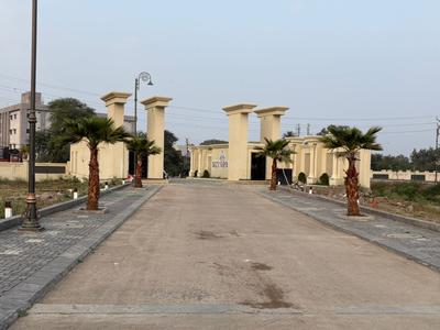Image of 700 Sq.ft Residential Plot / Land for sale in Niwasa Sky Brd City, Bada Bangarda, Indore for Rs. 3850000