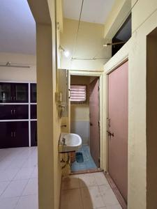 Bathroom Image of 650 Sq.ft 1 BHK Apartment / Flat for rent in Cidco Aurangabad for Rs. 15000
