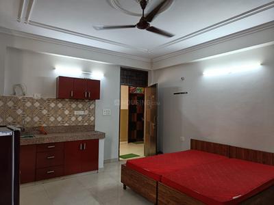 Bedroom Image of 550 Sq.ft 1 RK Apartment / Flat for rent in DDA Sarita Vihar Pocket D RWA, Sarita Vihar New Delhi for Rs. 17000