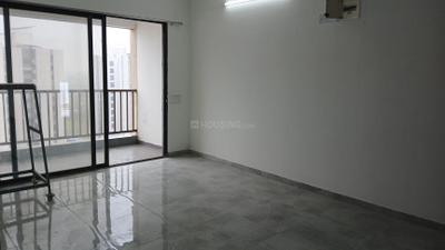 Living Room Image of 1850 Sq.ft 3 BHK Apartment / Flat for rent in Vaishnodevi Kingswood, Sima Nagar Surat for Rs. 21000