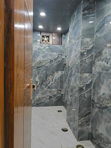 Common Bathroom Image of 1450 Sq.ft 3 BHK Builder Floor for sale in Indirapuram Ghaziabad for Rs. 12500000
