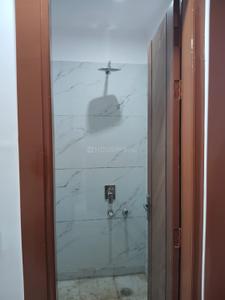 Bathroom Image of 1255 Sq.ft 3 BHK Apartment / Flat for sale in Shastri Nagar Ghaziabad for Rs. 4201122