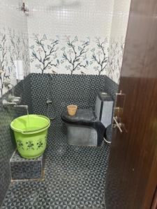 Bathroom Image of 925 Sq.ft 2 BHK Apartment / Flat for sale in Ramarajunagar Vijayawada for Rs. 4500000