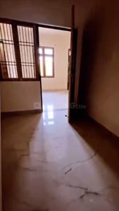 Bedroom Image of 1000 Sq.ft 2 BHK Builder Floor for rent in Pratap Vihar Ghaziabad for Rs. 25000