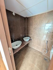 Bathroom Image of 1750 Sq.ft 3 BHK Apartment / Flat for sale in Gera World Of Joy, Upper Kharadi Pune for Rs. 25000000