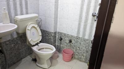 Bathroom Image of 1050 Sq.ft 3 BHK Builder Floor for sale in Tonk Phatak Jaipur for Rs. 4000000