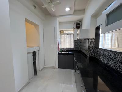 Kitchen Image of 800 Sq.ft 2 BHK Apartment / Flat for sale in Lodha Amara, Kolshet Thane for Rs. 10999999