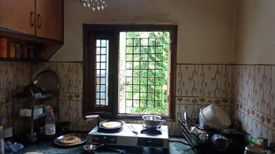 Kitchen Image of 600 Sq.ft 2 BHK Builder Floor for sale in Vaishali Ghaziabad for Rs. 4500000