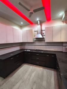 Kitchen Image of 2300 Sq.ft 3 BHK Builder Floor for rent in  RWA Defence Colony Block A, Defence Colony New Delhi for Rs. 255000