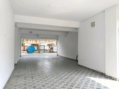 Car Garage Image of 875 Sq.ft 3 BHK Apartment / Flat for sale in Pailan Kolkata for Rs. 4200000