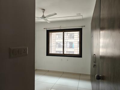 Bedroom Image of 870 Sq.ft 3 BHK Apartment / Flat for rent in Pioneer Dreams, New Althan Surat for Rs. 21000