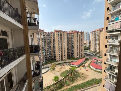 Balcony Image of 800 Sq.ft 2 BHK Apartment / Flat for sale in Amrapali Zodiac, Sector 120 Noida for Rs. 8950000