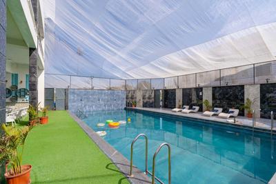 Image of 36000 Sq.ft 8 BHK Villa for sale in Gadota, Jaipur for Rs. 100000000