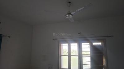 Bedroom Image of 1800 Sq.ft 3 BHK Apartment / Flat for rent in Paldi Ahmedabad for Rs. 40000