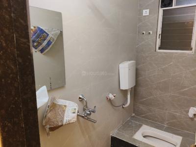 Bathroom Image of 1000 Sq.ft 2 BHK Apartment / Flat for rent in TIDKE NAGAR Nashik for Rs. 20000