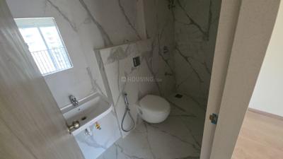 Image of 1050 Sq.ft 3 BHK Apartment / Flat for rent in Swastik Platinum, Vikhroli East, Mumbai for Rs. 80000