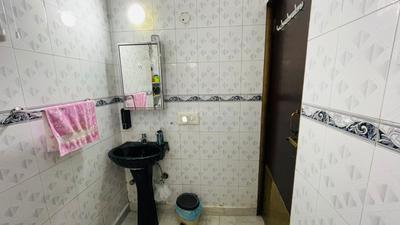 Image of 1100 Sq.ft 3 BHK Apartment / Flat for sale in Krishna Apartment, Paschim Vihar, New Delhi for Rs. 12100000