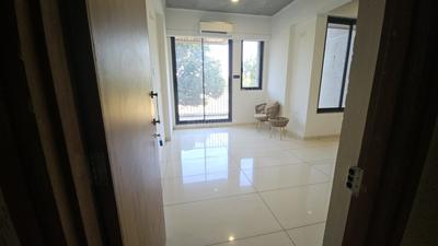 Living Room Image of 1750 Sq.ft 3 BHK Apartment / Flat for sale in Reflection, Shela Ahmedabad for Rs. 7900000