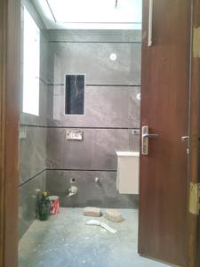 Common Bathroom Image of 2250 Sq.ft 4 BHK Builder Floor for sale in Sector 49 Faridabad for Rs. 26500000