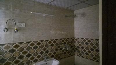 Image of 1069 Sq.ft 3 BHK Apartment / Flat for rent in SG Shikhar Height, Siddharth Vihar, Ghaziabad for Rs. 30000