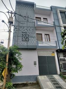 Image of 1000 Sq.ft 3 BHK Builder Floor for rent in Shastripuram, Agra for Rs. 15000