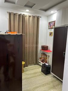 Bedroom Image of 350 Sq.ft 1 BHK Builder Floor for sale in Sector 4 Rohini New Delhi for Rs. 3600000