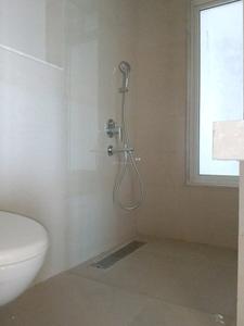 Common Bathroom Image of 1100 Sq.ft 3 BHK Apartment / Flat for rent in L And T Rejuve 360 Tower A, Mulund West Mumbai for Rs. 100000