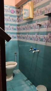 Bathroom Image of 880 Sq.ft 2 BHK Independent House for rent in Nesapakkam Chennai for Rs. 18000