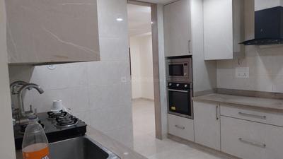Kitchen Image of 2600 Sq.ft 4 BHK Independent House for rent in Safdarjung Enclave New Delhi for Rs. 175000