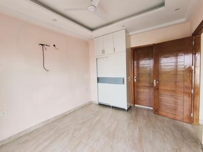 Bedroom Image of 1600 Sq.ft 3 BHK Builder Floor for rent in Sector 9 Gurgaon for Rs. 40000