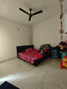 Bedroom Image of 1185 Sq.ft 3 BHK Apartment / Flat for rent in Gaurs Siddhartham, Siddharth Vihar Ghaziabad for Rs. 26000