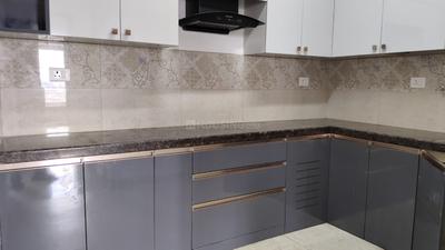 Kitchen Image of 1154 Sq.ft 2 BHK Apartment / Flat for rent in Adroit Fortune, Sholinganallur Chennai for Rs. 36000