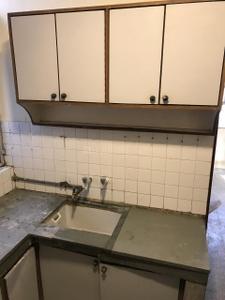 Kitchen Image of 1000 Sq.ft 2 BHK Apartment / Flat for sale in DDA Sector C Pocket 8, Vasant Kunj New Delhi for Rs. 30000000