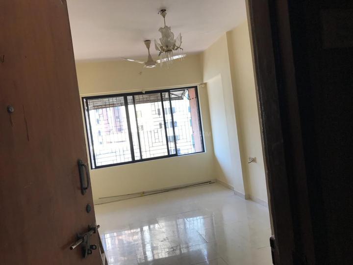 Hall Image of single occupancy in 2 BHK  in Andheri West, Mumbai