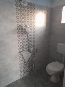 Bathroom Image of 1280 Sq.ft 3 BHK Apartment / Flat for sale in Adambakkam Chennai for Rs. 9900000