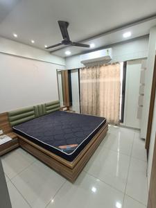 Bedroom Image of 1629 Sq.ft 3 BHK Apartment / Flat for sale in Yogi Platina, Sargasan Gandhinagar for Rs. 8000000