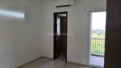 Bedroom Image of 1150 Sq.ft 2 BHK Apartment / Flat for sale in Smartworld Orchard, Sector 61 Gurgaon for Rs. 18200000