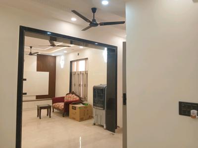 Dining Area Image of 1350 Sq.ft 3 BHK Builder Floor for rent in Ashok Nagar New Delhi for Rs. 45000